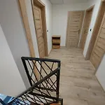 Elegant Chalet Besenova