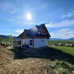 Elegant Chalet Bešeňová