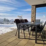 Elegant * Bešeňová