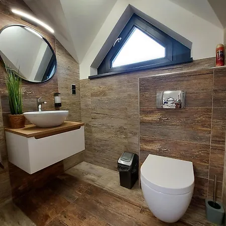 Elegant * Bešeňová