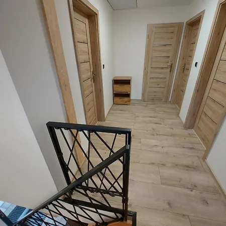 Elegant 木屋 Bešeňová