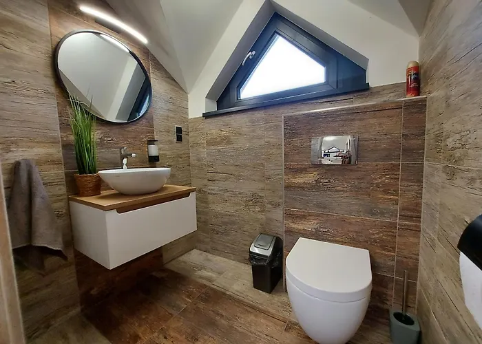 Elegant * Bešeňová